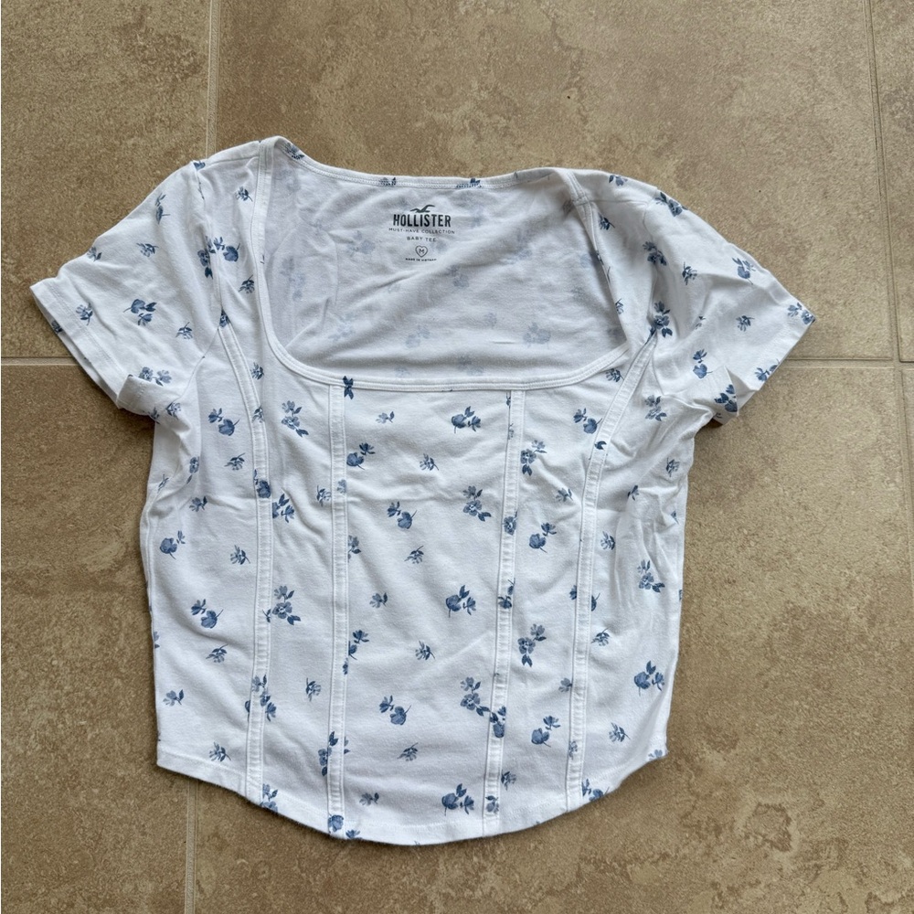 Hollister Women's White Floral Top